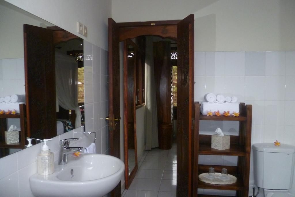 Villa Ariana Seminyak Habitación foto